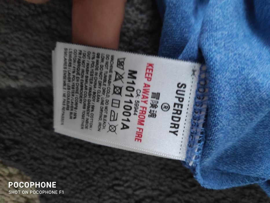 Tricouri originale Superdry