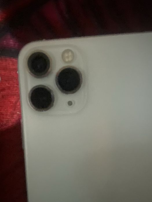 Аифон 11про макс 256гб акб72