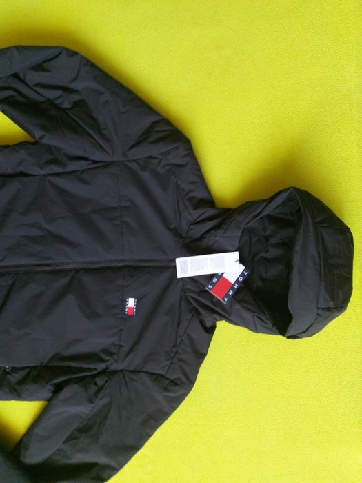 Tommy Hilfiger-S-Оригинално