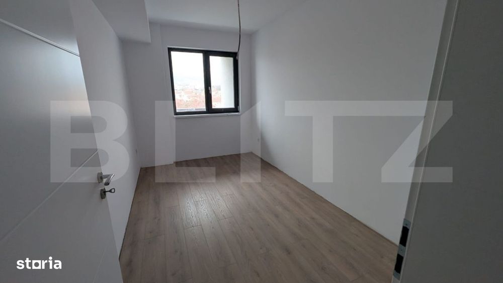 Apartament 3 camere, Bloc nou
