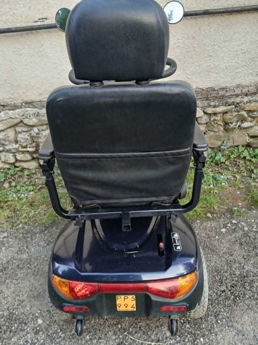 scuter electric carucior electric dizabilitati handicap batrani