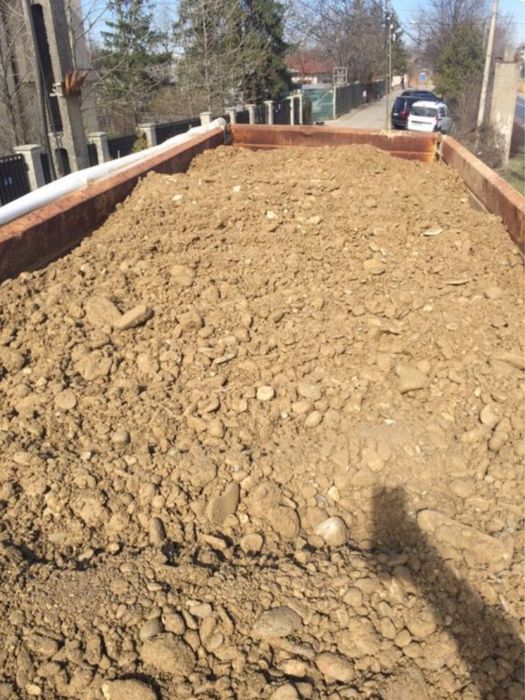Balast compactabil pentru drumuri / fundatii