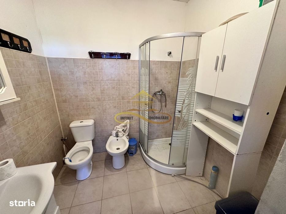 De vanzare casa 4 camere Siretu Saucesti