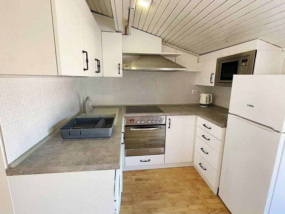 Дава се под наем Двустаен апартамент в Варна, Център - 65 кв.м за 409 € - Снимка #5