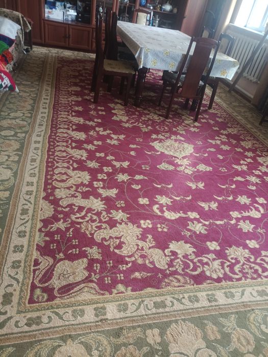 Продается шерстяной ковёр