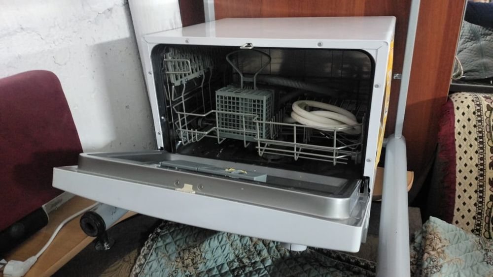 Продам посуда мойка. Индезит.