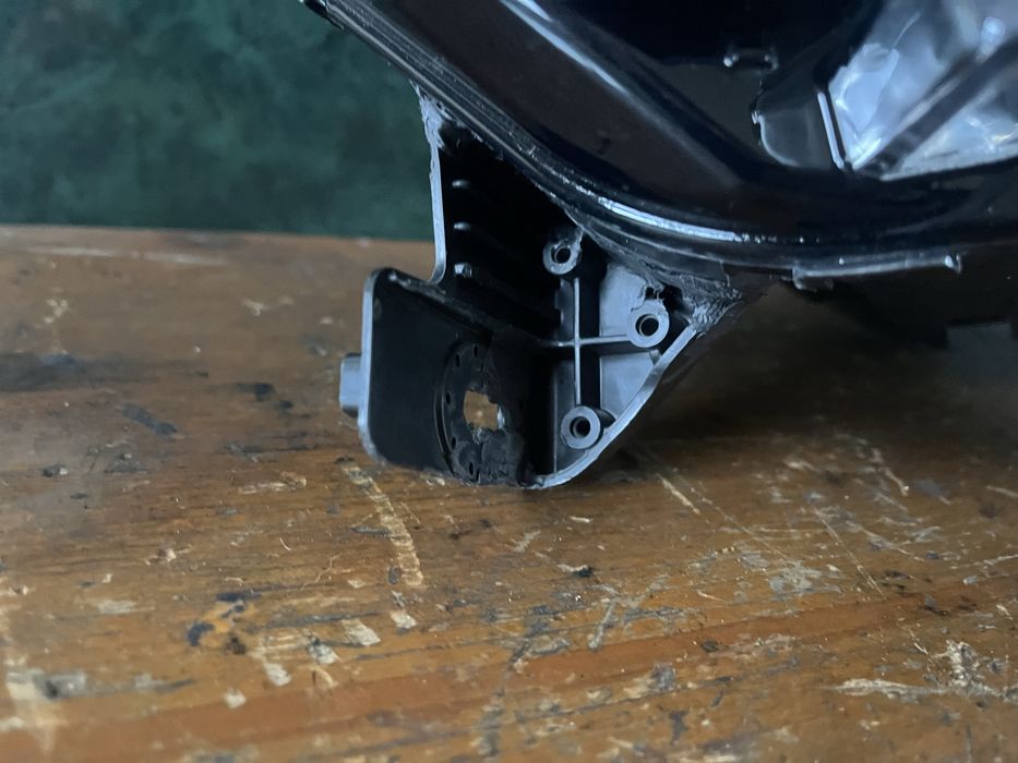 Far dacia sandero 2022 stanga