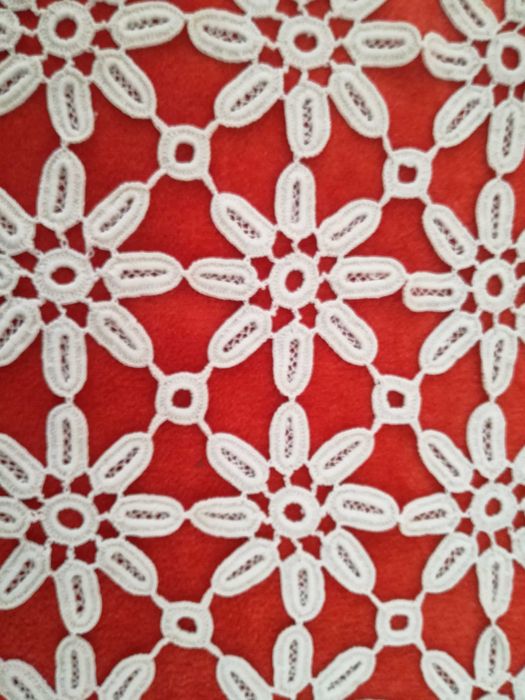 fata de masa macrame