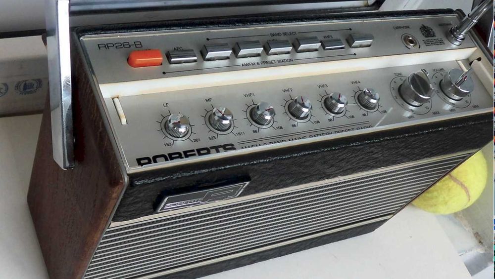 Radio Roberts, model RP26-B, Anglia, intact, in stare perfecta de functionare