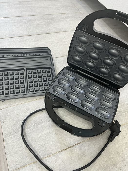 Продам вафельницу