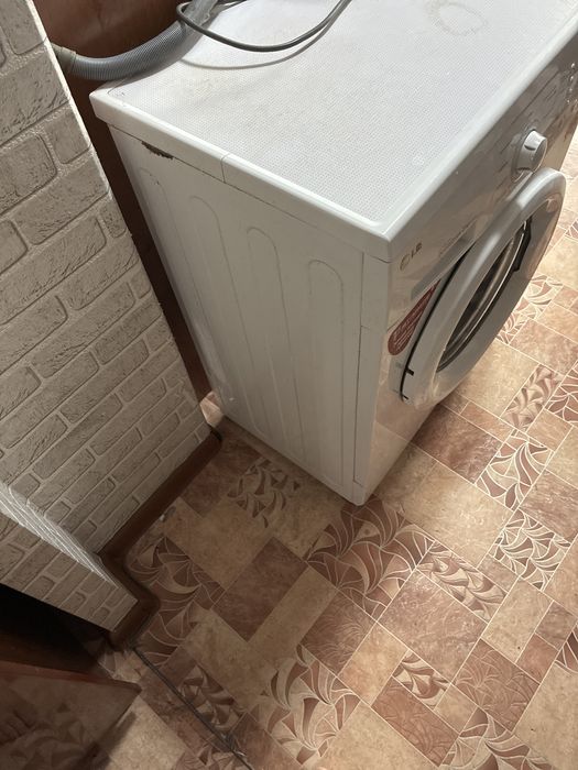 Машинка автомат Lg 5 kg