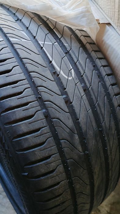 4 бр Летни Contininental Ultra Contact 235 40 18 DOT4424