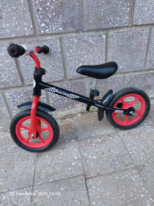 Vand bicicleta copil fara pedale