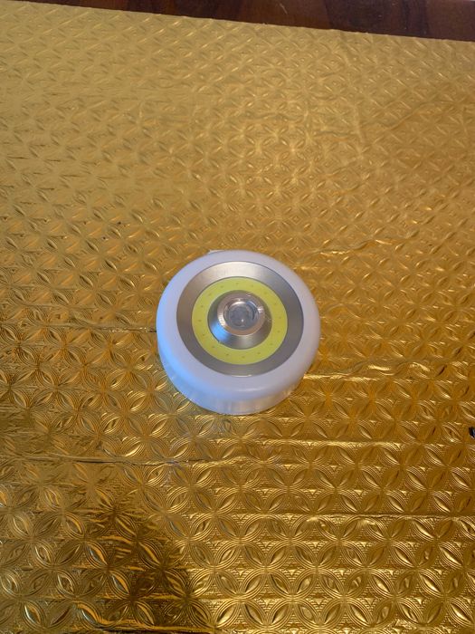 Продам светильник электрический светодиодный (сделано в России)