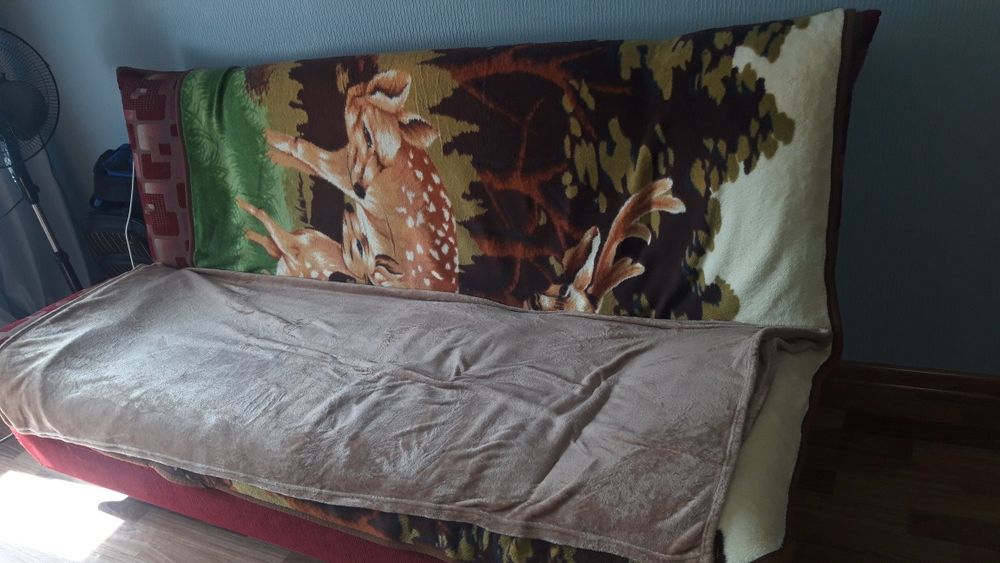 Продаётся стенка и диван