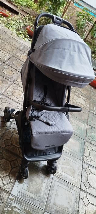 Продам детскую коляску Easy walker