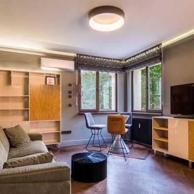 Дава се под наем Тристаен апартамент в София, Красно село - 109 кв.м за 520 € - Снимка #2