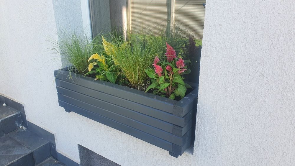 Jardiniere - ghivece (pret redus) personalizate lemn masiv