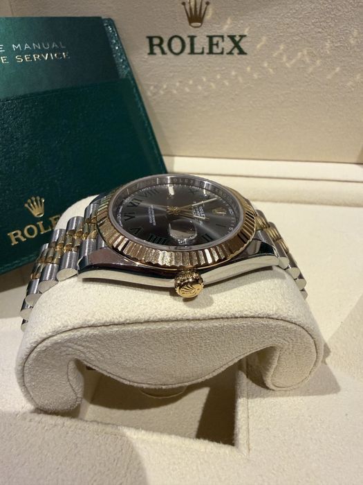 Rolex Datejust Wimbledon Grey Dial 18k Yellow gold