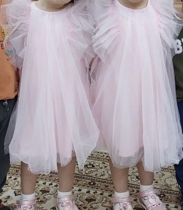 Детское розовое  платье, размер 110 4/5лет 2шт