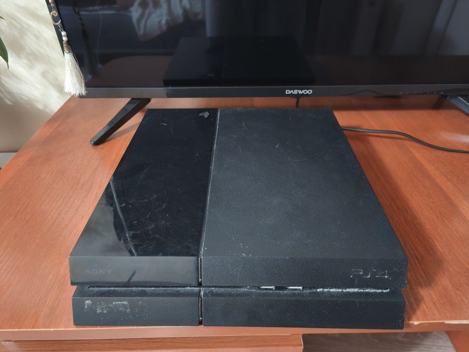 playstation 4 fat
