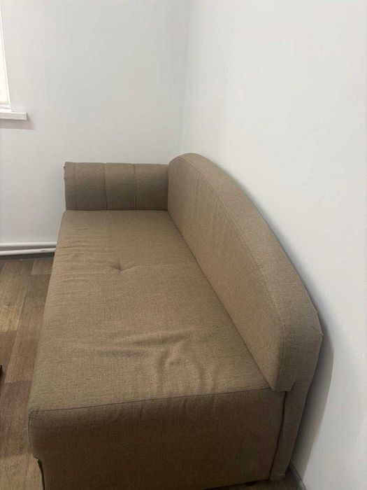Продам диван для офиса
