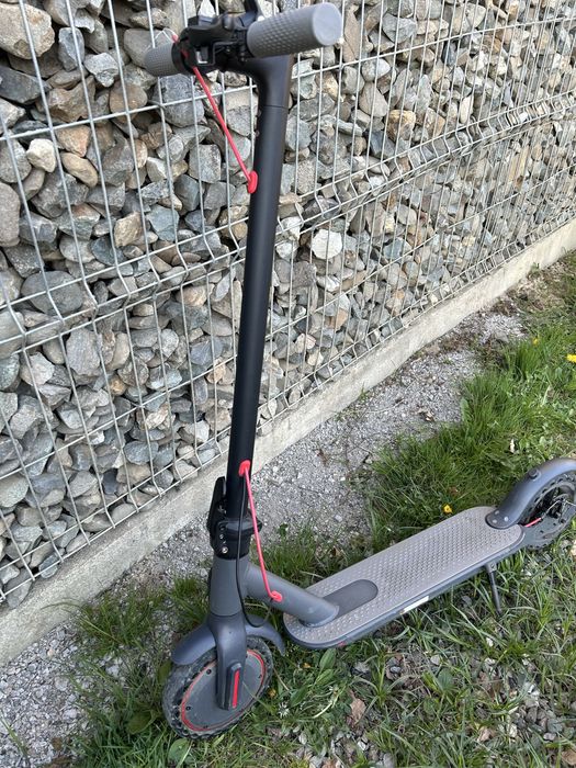 Trotinetă electrică xiaomi