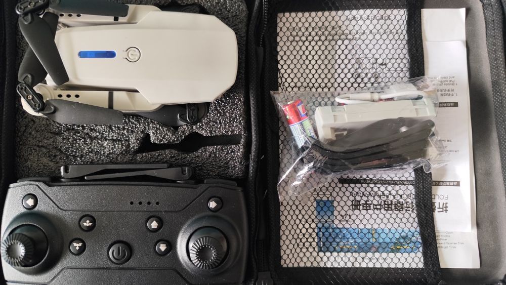 Дрон E88 pro новый