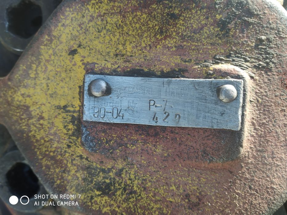 Гидронасос  погрузчика L34