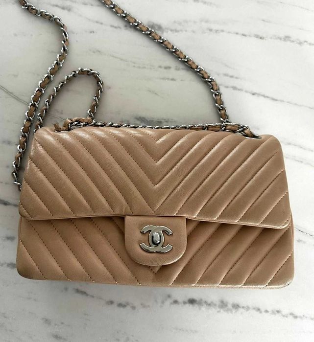 Чанта "Chanel chevron" от агнешка кожа цвят бежово