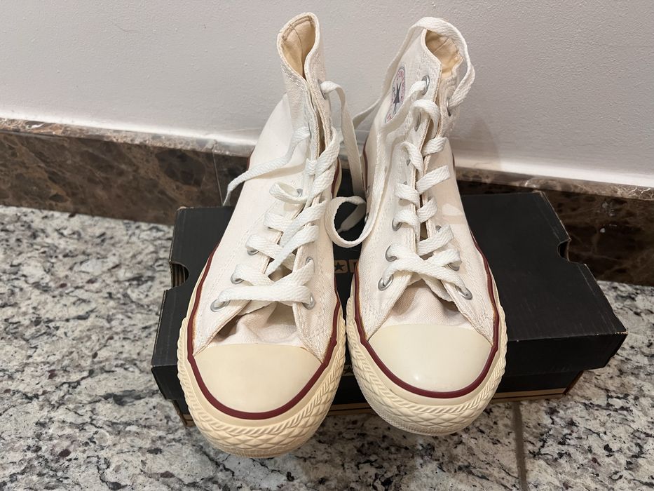 Высокие кеды converse