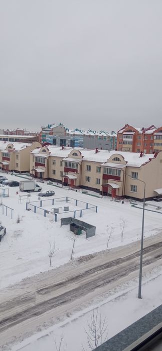 Продам 3 комн.квартиру район бензострой