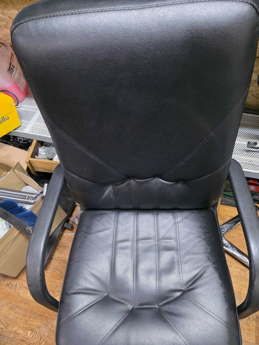 Кресло офисное удобное