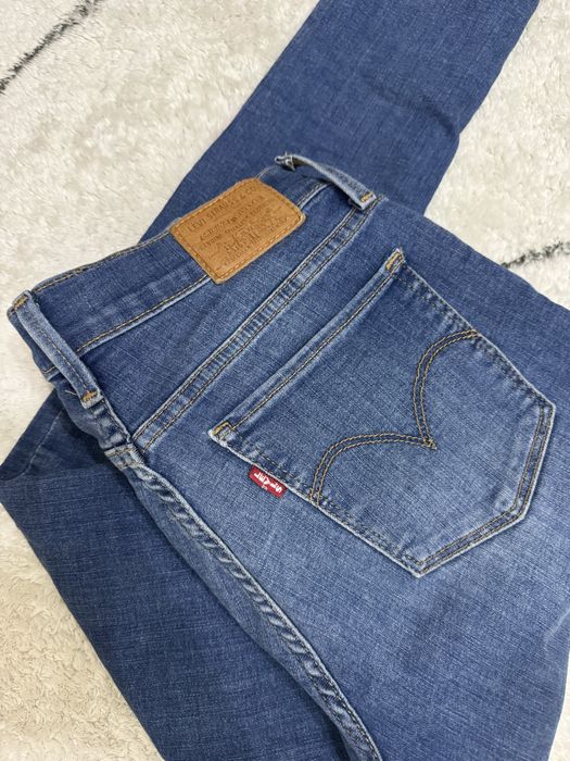 Продам Джинсы levi’s женские
