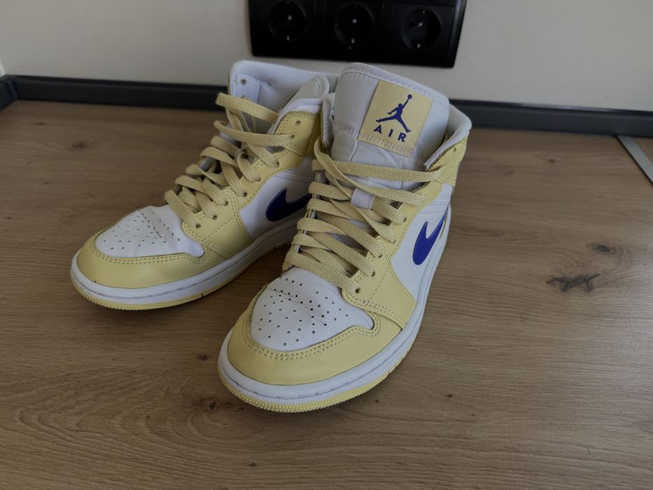 Nike Air Jordan 1 - номер 36,5