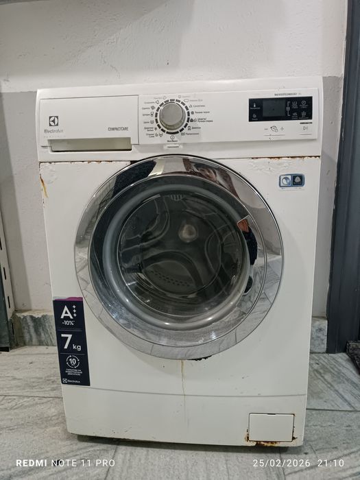 Kir yuvish moshinasi sotiladi