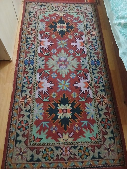 Продаются ковры, добротные