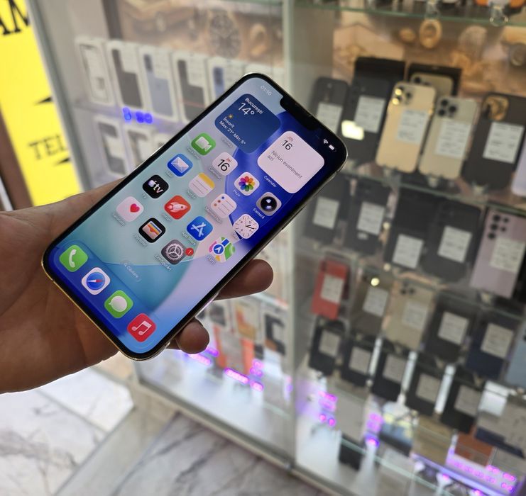 iPhone 13 Pro Max 128GB. Gold