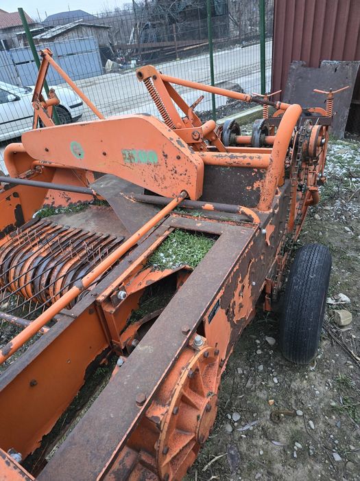 Vând disc și presă/balotieră gallignani model 2500