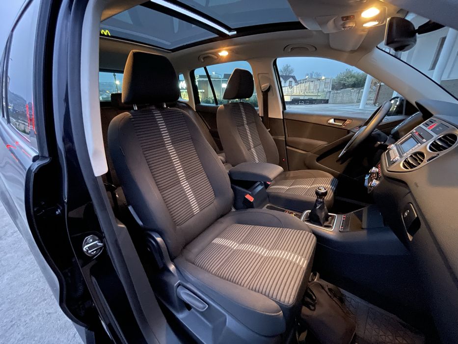VW Tiguan Sport-Line 2.0TDI 140CP 2011 EURO-5 *Panoramic-Bi-Xenon-2 seturi jante aliaj*Stare foarte buna