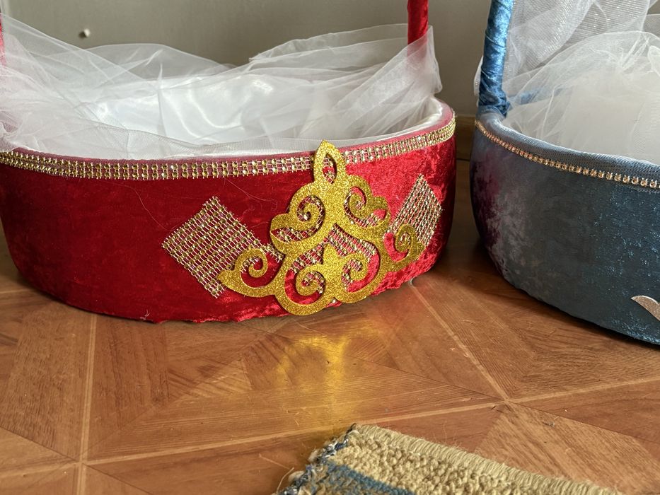 Продажа корзин для тоя новые