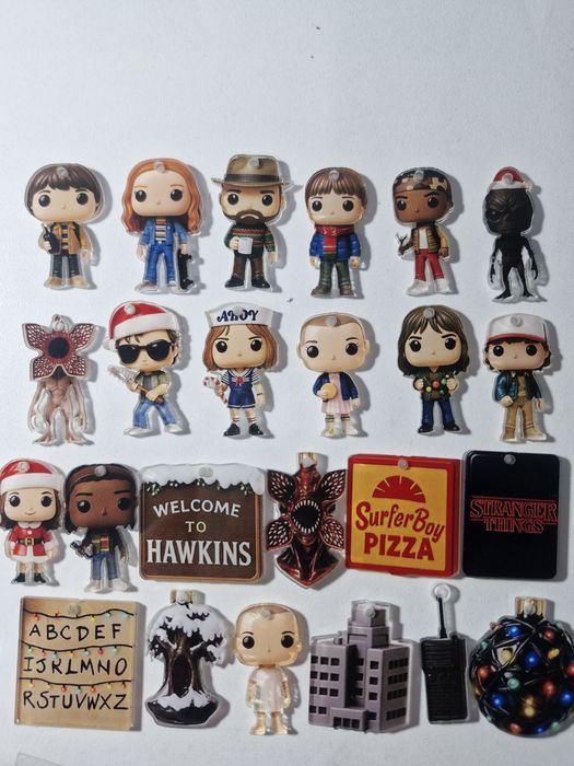 фигурки по очень странным делам