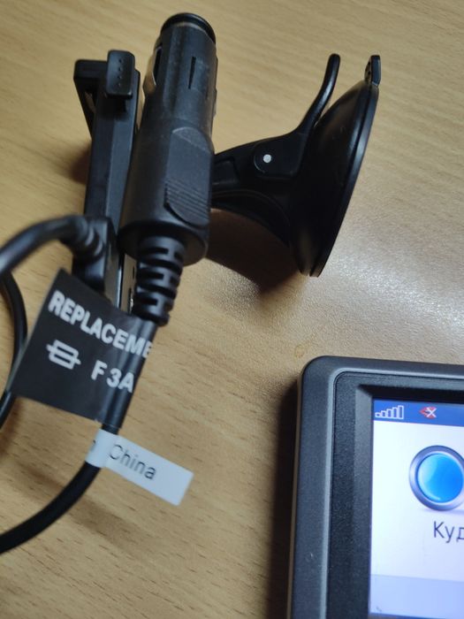 Продам навигатор Garmin Zumo 660