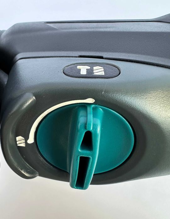 Makita HR2300 - Нов перфоратор комплект!