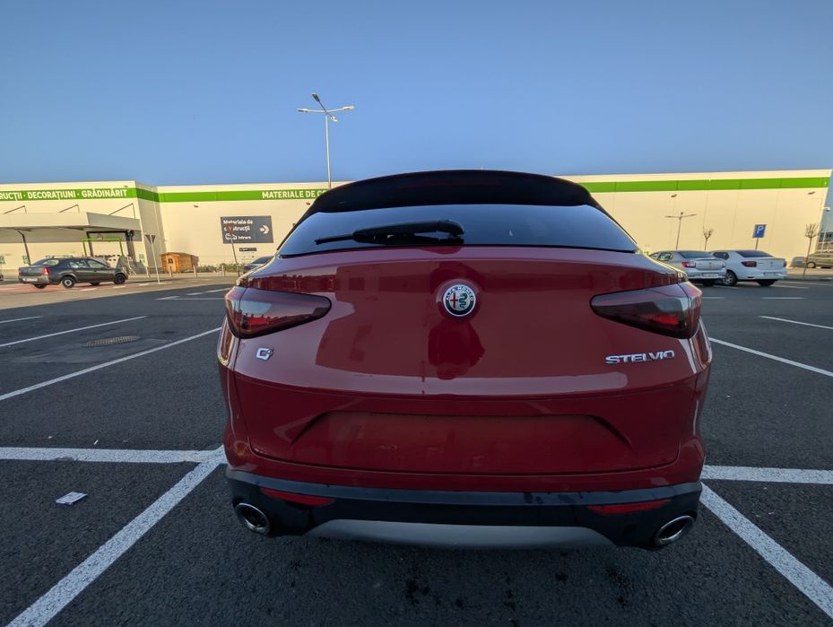 Alfa Romeo Stelvio Q4