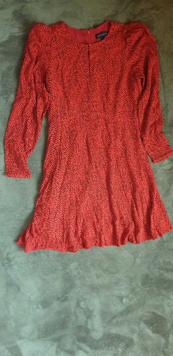 Banana republic- Кокетна червена рокля