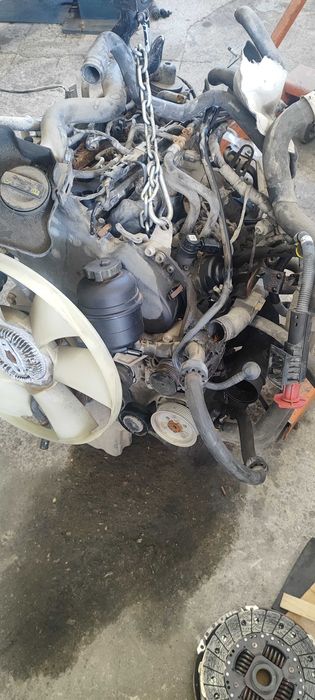 VW Crafter 2.0  136 кс. - на части