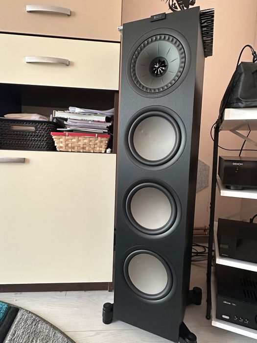 Boxe podea KEF Q950