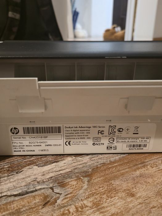 imprimantă HP Deskjet Ink Advantage 1015.