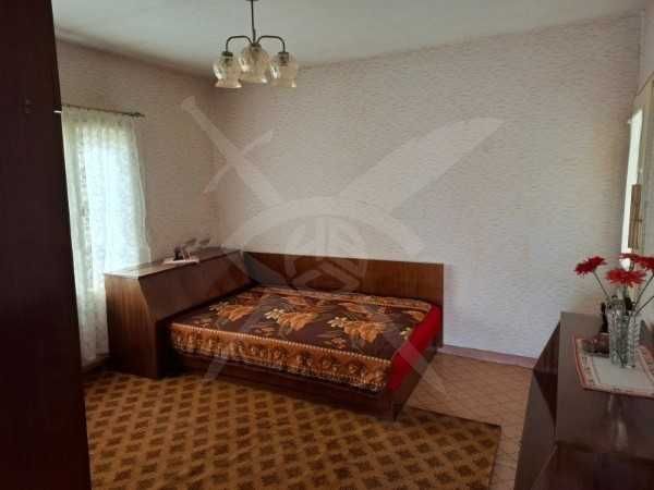 Двуетажна къща в Чешнегирово! 89669